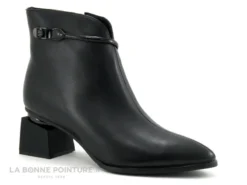Metamorf Ose MACUP Noir - Boots Pointues - Laniere Vernie