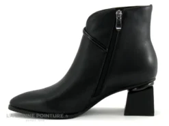 Metamorf Ose MACUP Noir - Boots Pointues - Laniere Vernie -Femmes Chaussures Soldes cd24607c73b9e66c561f35ea11d5d5ef img 2105.jpg 174185