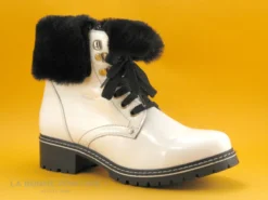 Hooper MULLAN Verni Blanc - Fourrure Noire - Bottine Femme -Femmes Chaussures Soldes cd24607c73b9e66c561f35ea11d5d5ef img 9600.jpg 142417